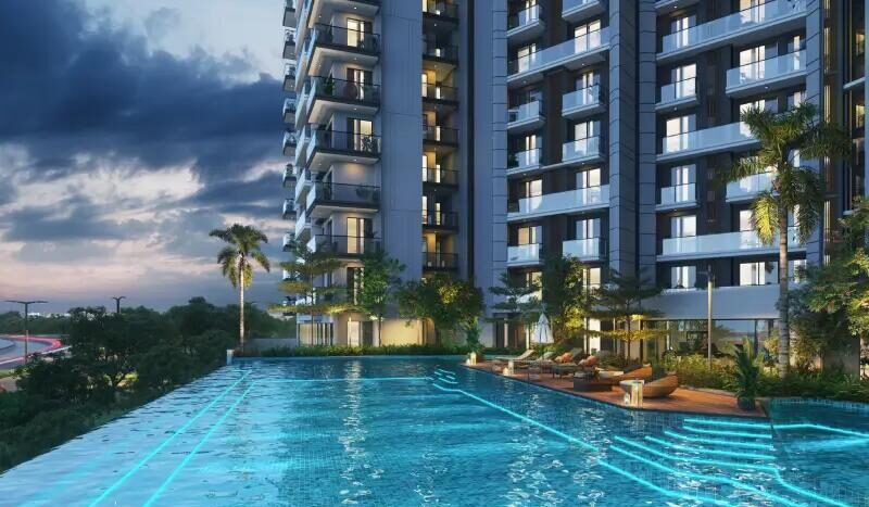 Savvy Marina swimming pool